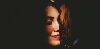 Imagini romantice surprinse de fotografii de nuntă din România în 2017