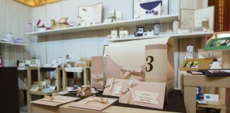 5 lucruri care sa nu lipseasca de pe orice invitatie de nunta invitatie de nunta