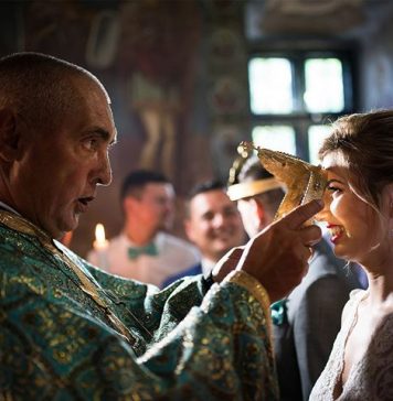 Cununia religioasa in 20 de imagini grozave realizate de fotografii de nunta din Romania