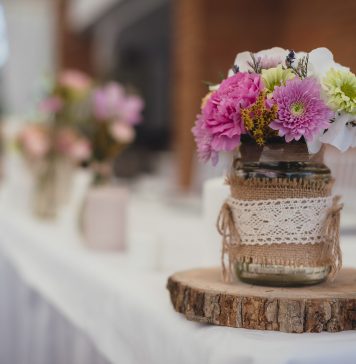 23 decoratiuni florale potrivite pentru nunta decoratiuni florale