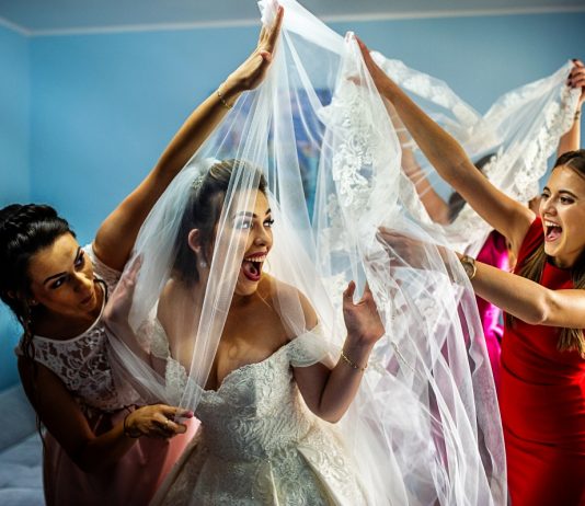 Pregatirile de nunta surprinse prin 25 de imagini minunate pregatirile de nunta