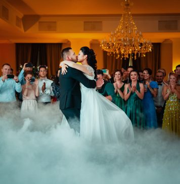 Nunta grandioasa si cununie religioasa in aer liber nunta grandioasa si cununie religioasa in aer liber