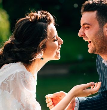 Cum sa scrii un discurs de nunta amuzant Cum sa scrii un discurs de nunta amuzant