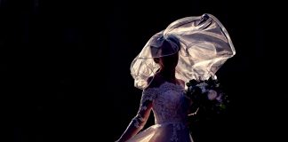 Cum sa porti voalul rochiei de mireasa in functie de coafura aleasa Cum sa porti voalul rochiei de mireasa in functie de coafura aleasa