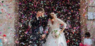 Iesirea de la cununia religioasa sau civila in 20 de imagini spectaculoase Iesirea de la cununia religioasa sau civila in 20 de imagini spectaculoase
