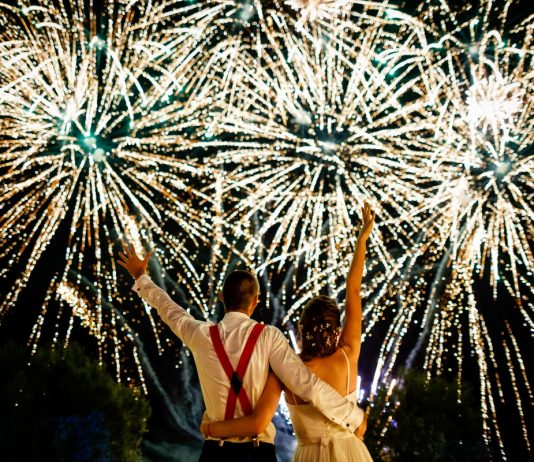 Artificii la nunta – tot ce trebuie sa stii Artificii la nunta - tot ce trebuie sa stii