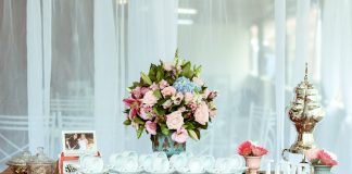 Flori artificiale la nunta – Avantaje si dezavantaje Flori artificiale la nunta - Avantaje si dezavantaje