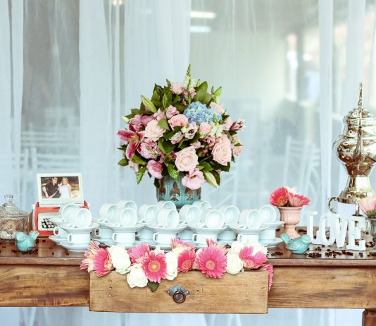 Flori artificiale la nunta – Avantaje si dezavantaje Flori artificiale la nunta - Avantaje si dezavantaje