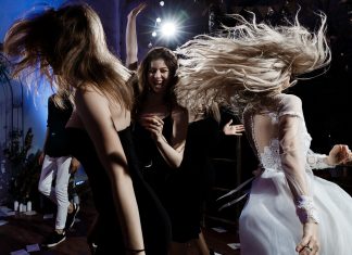 Ce sa nu porti la o nunta la care esti invitata Ce sa nu porti la o nunta la care esti invitata