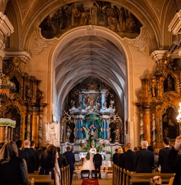 Nuntă catolică: detalii esențiale pentru miri Nuntă catolică: detalii esențiale pentru miri