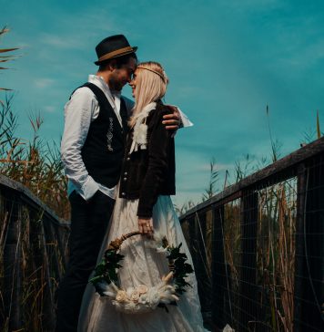 Nunta de toamnă – culori, decoruri, invitații, flori Nunta de toamnă - culori, decoruri, invitații, flori