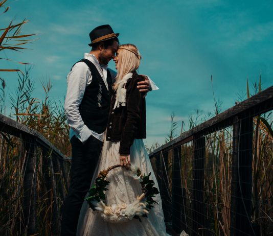 Nunta de toamnă – culori, decoruri, invitații, flori Nunta de toamnă - culori, decoruri, invitații, flori