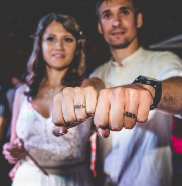 Verigheta-tatuaj. Ce modele se poartă Verigheta-tatuaj. Ce modele se poartă