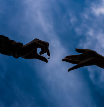 Inelul de logodnă și verighetele de nuntă: ce tip de metal să alegi Inelul de logodnă și verighetele de nuntă: ce tip de metal să alegi