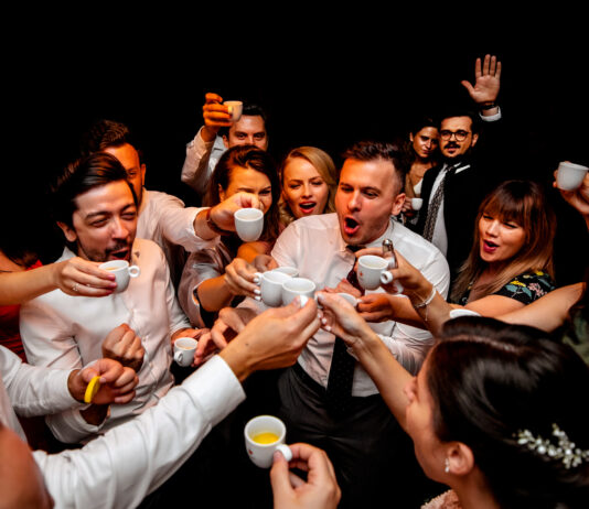 Băuturi de nuntă și cocktail-uri cu care să-ți întâmpini invitații Băuturi de nuntă și cocktail-uri cu care să-ți întâmpini invitații