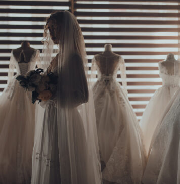 Shopping pentru rochia de mireasă: ce trebuie să iei cu tine Shopping pentru rochia de mireasă: ce trebuie să iei cu tine