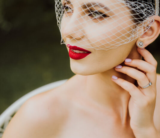 Alternative pentru inelele de logodnă cu diamant. Ce variante de pietre prețioase mai există