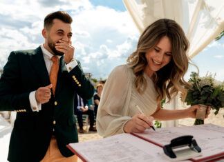 Ghid complet pe 12 luni pentru planificarea unei nunți