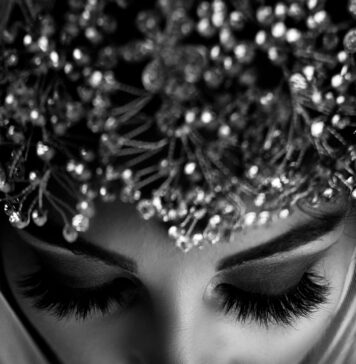 Accesorii de păr pentru nunțile din 2022-2023. Ce se poartă