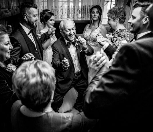 Cum să alegi ținuta de nuntă în funcție de rolul pe care îl ai