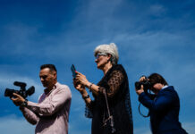 Cum gestionează un fotograf de nuntă lumina mai puțin favorabilă