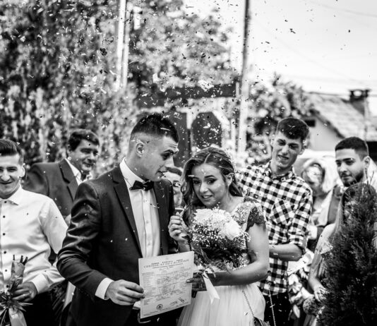 Cum să organizezi ceremonia cununiei civile în mod eficient