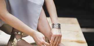 5 ocazii potrivite pentru a purta sandale aurii