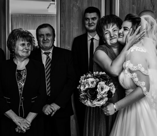 Greșeli pe care părinții cuplurilor le fac în timpul planificării nunții