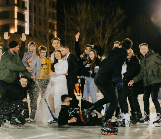 Idei de fotografii pentru logodna în timpul iernii