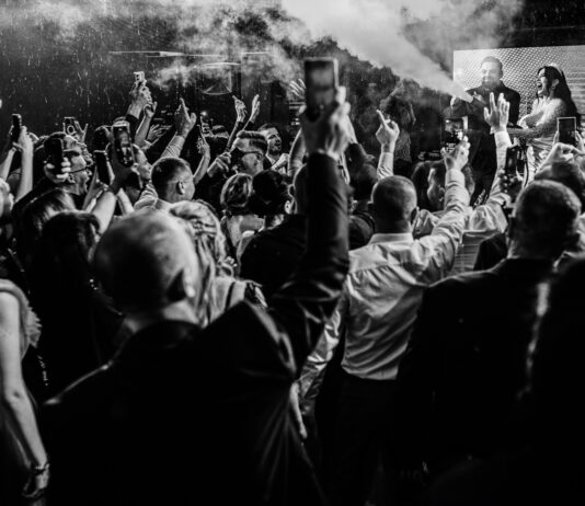 Tot ce trebuie să știi despre nunta în cort