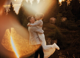 Tendințe pentru cadourile de nuntă pentru viitorii miri în 2025