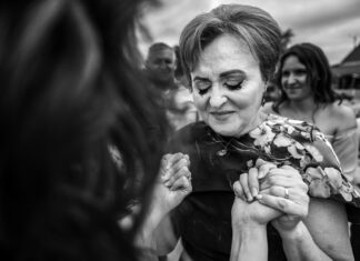 6 moduri prin care să te împrietenești cu mama-soacră