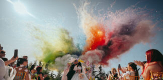 Nuntă și botez în aceeași zi? Ce trebuie să știi despre invitațiile 2 în 1