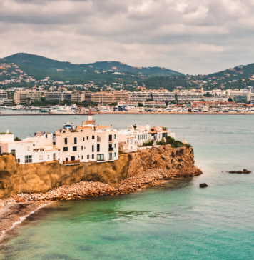 Locații de vis din Spania pentru o ședință foto Trash the dress