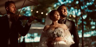 Cum să porți împreună verigheta și inelul de logodnă